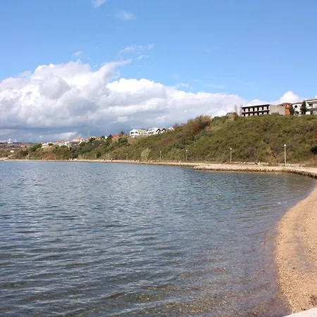 Apartamento With Parking Space Rtina - Miocici, Zadar - 25034 *