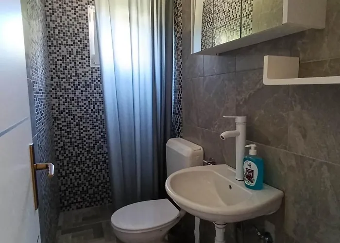 With Parking Space - Miocici, Zadar - 25034 Razanac